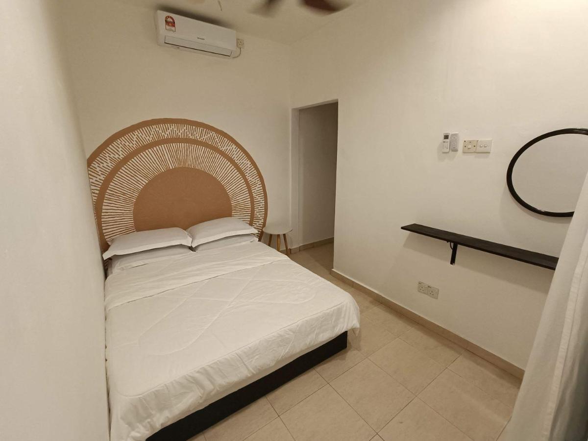Homestay Laman Nuri, Kota Damansara Петалинг-Джая Экстерьер фото
